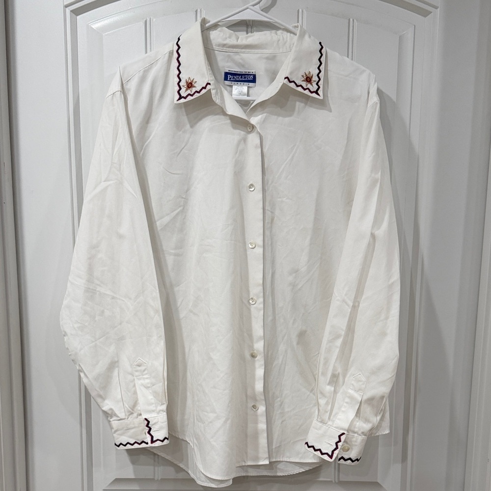 EUC Vintage Pendleton White Shirt with Embroidered Accents